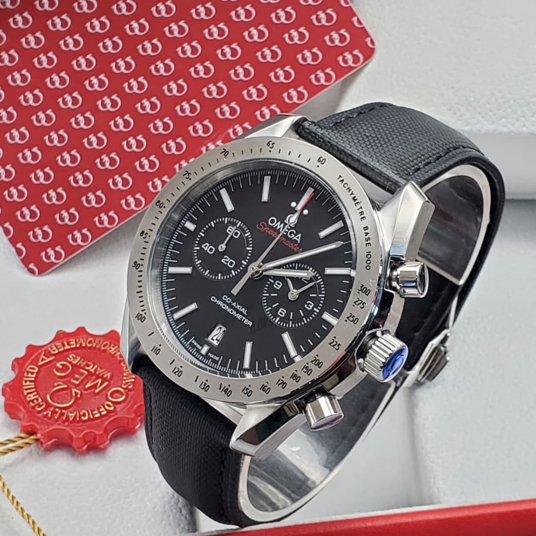 Omega Speedmaster Hero